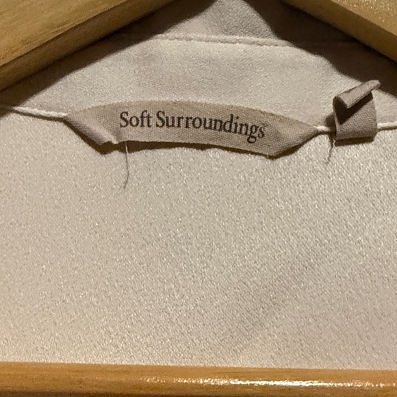 Soft Surroundings Elegant Cream Button-Down Blouse - Picture 3 of 5